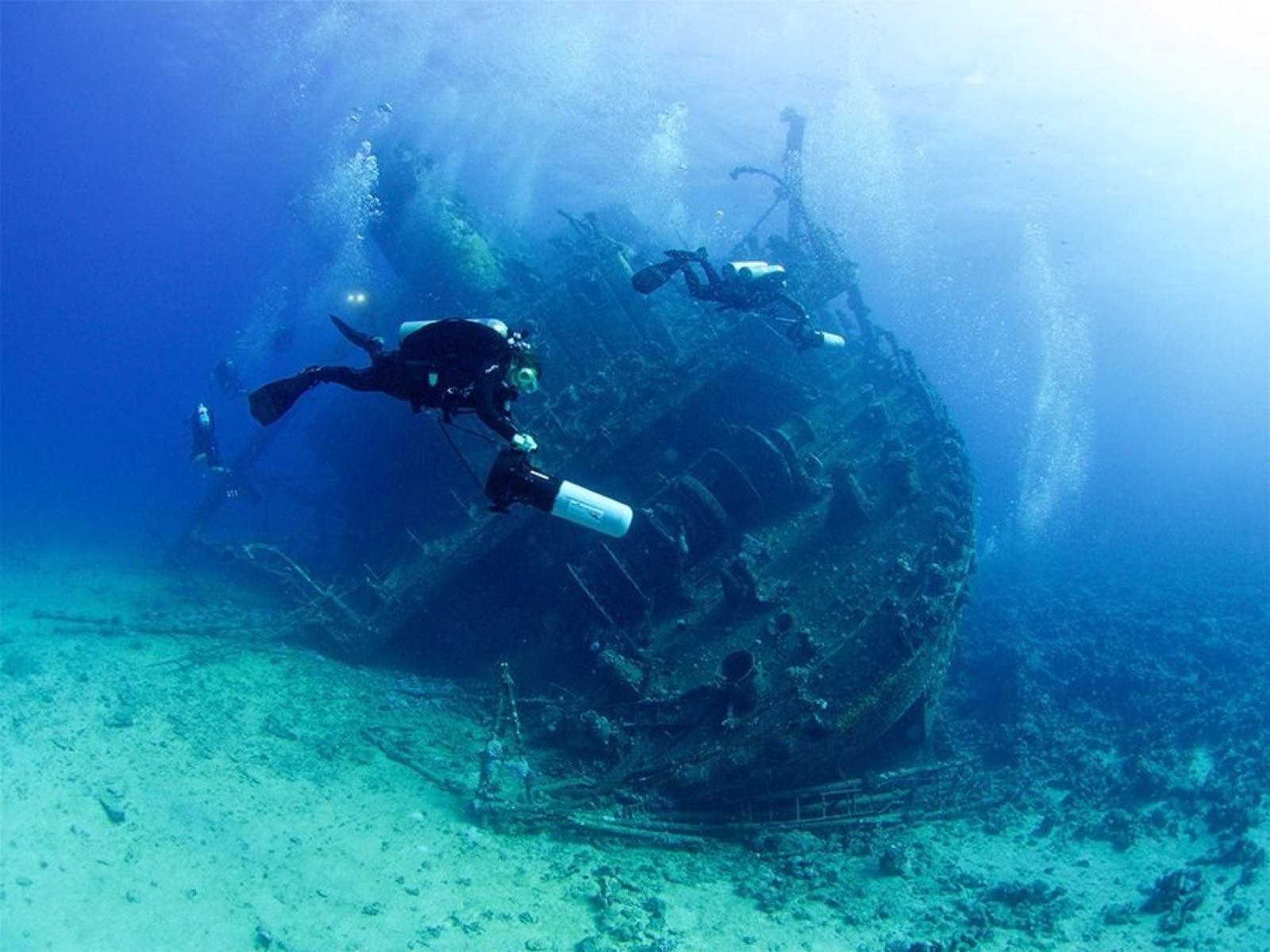 A deep shipwreck on the seabed